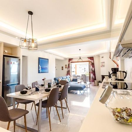 Leo - Unique Glyfada Apartment Atina Dış mekan fotoğraf