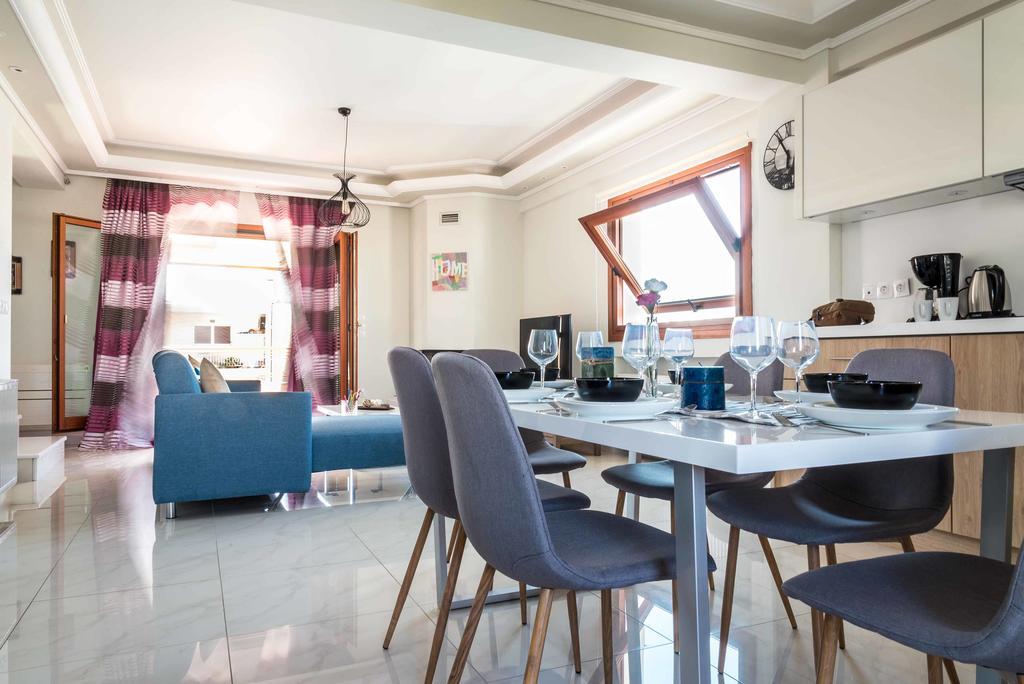 Leo - Unique Glyfada Apartment Atina Dış mekan fotoğraf